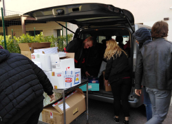 Preparazione pasto Caritas Vicenza
